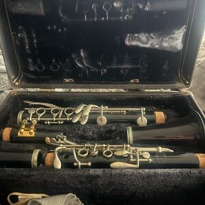 Classic Black Clarinet with Case